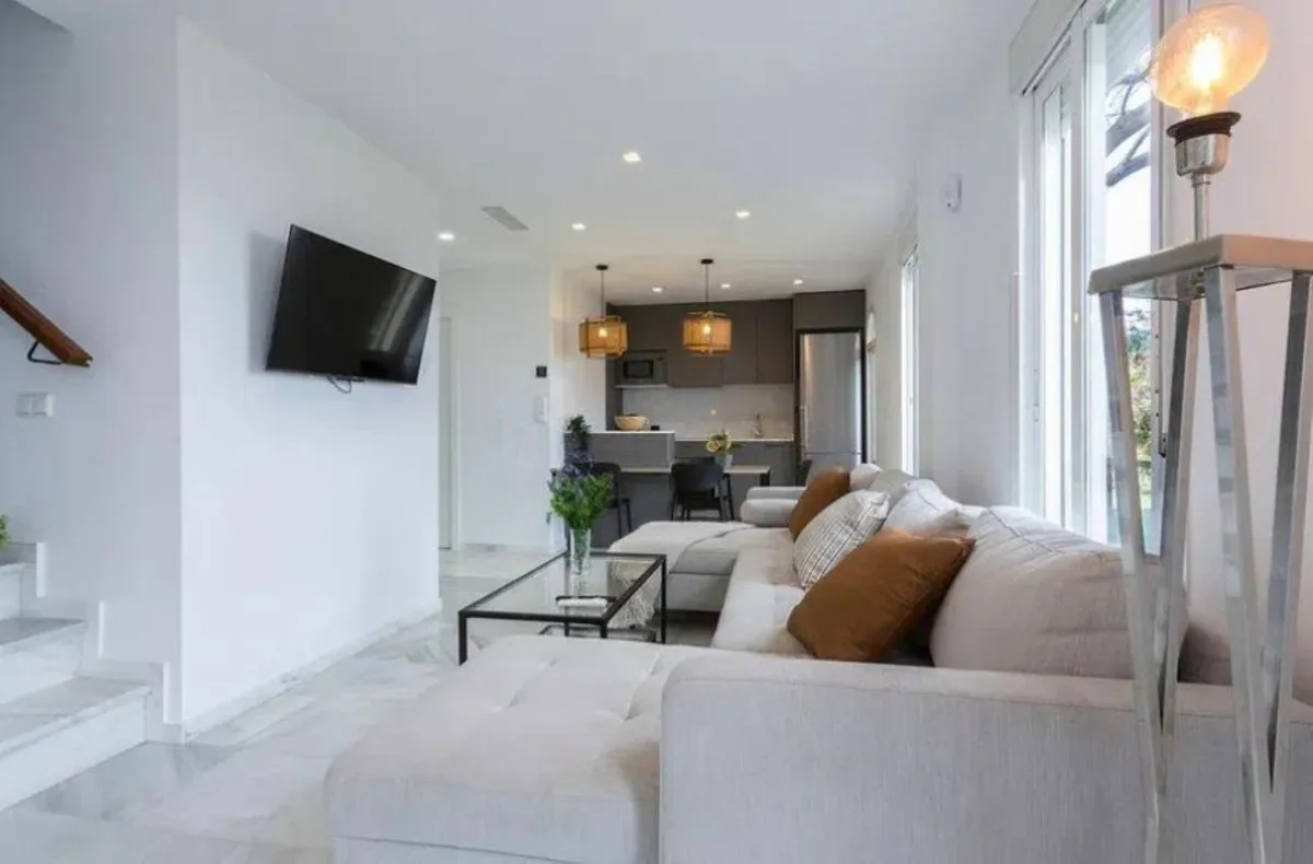 6ea94875-c414-44f5-9c39-32187f9da08b