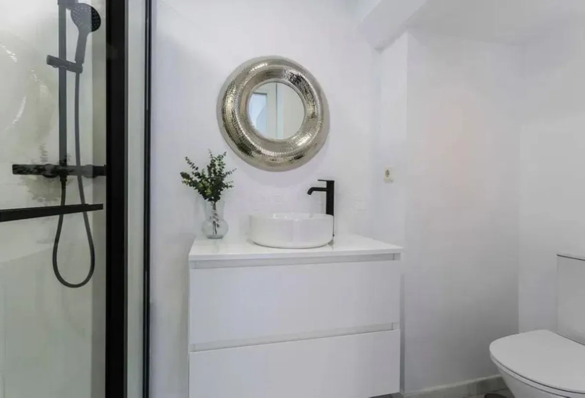 e3a87799-932f-49cb-af5c-a247db4f1be1