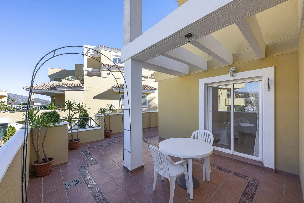 f13def48-f6d5-4d59-a845-e34803850ff2