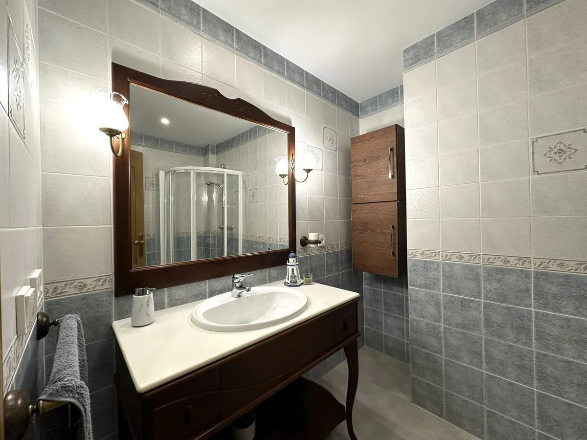 083cebc2-8d5a-49bf-8efc-9d3260748f96