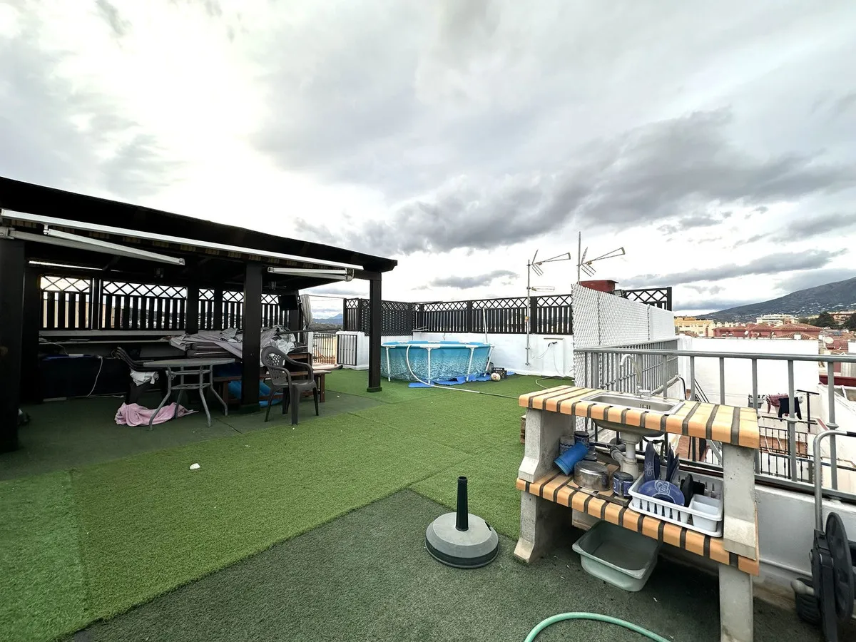 1b557d58-e847-44a4-8b33-01885144d5bc