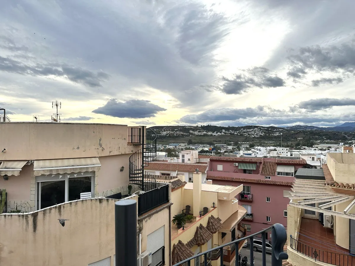 1d0dc301-29f5-407c-8ed8-a77813fdc43d