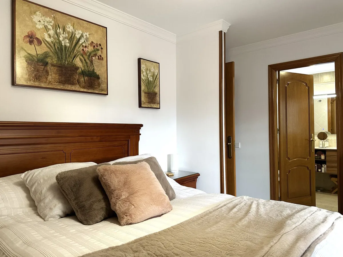 33612553-c544-46e0-842b-023c30ae303e