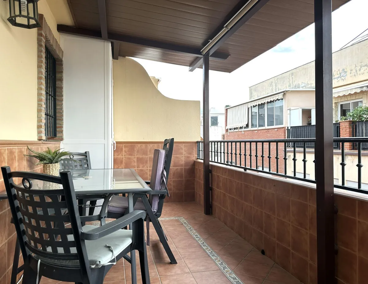 6852b386-907e-405b-9419-4bc6e96efc50