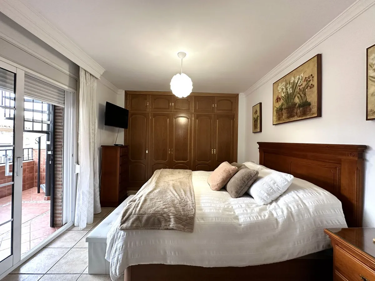 c18df12b-b198-4593-8b69-bf2e619e1c46