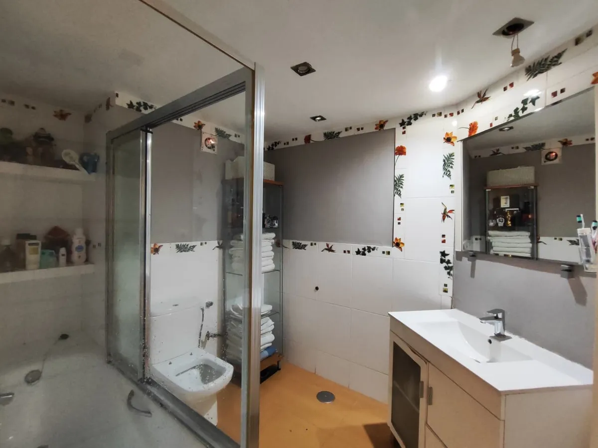 956c46f6-7762-44ca-9505-00cccbfe78c4