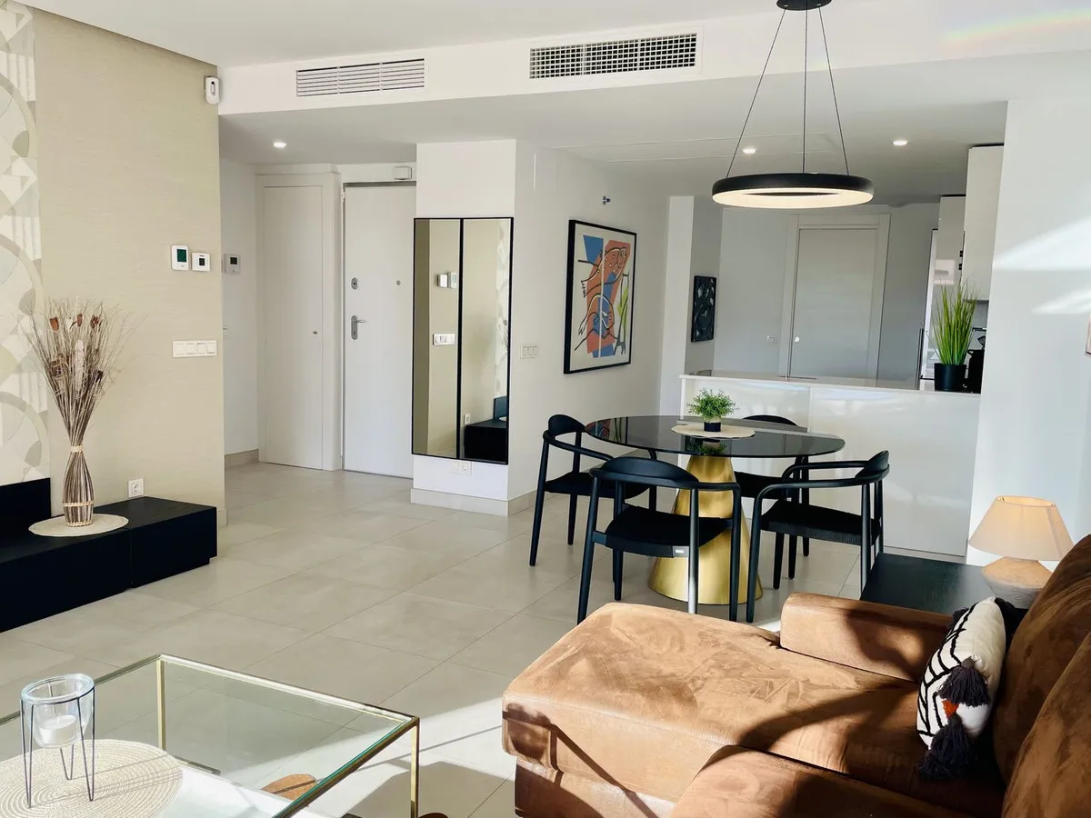 08f8cbf9-7e40-4de1-a0cd-9dad5385c515