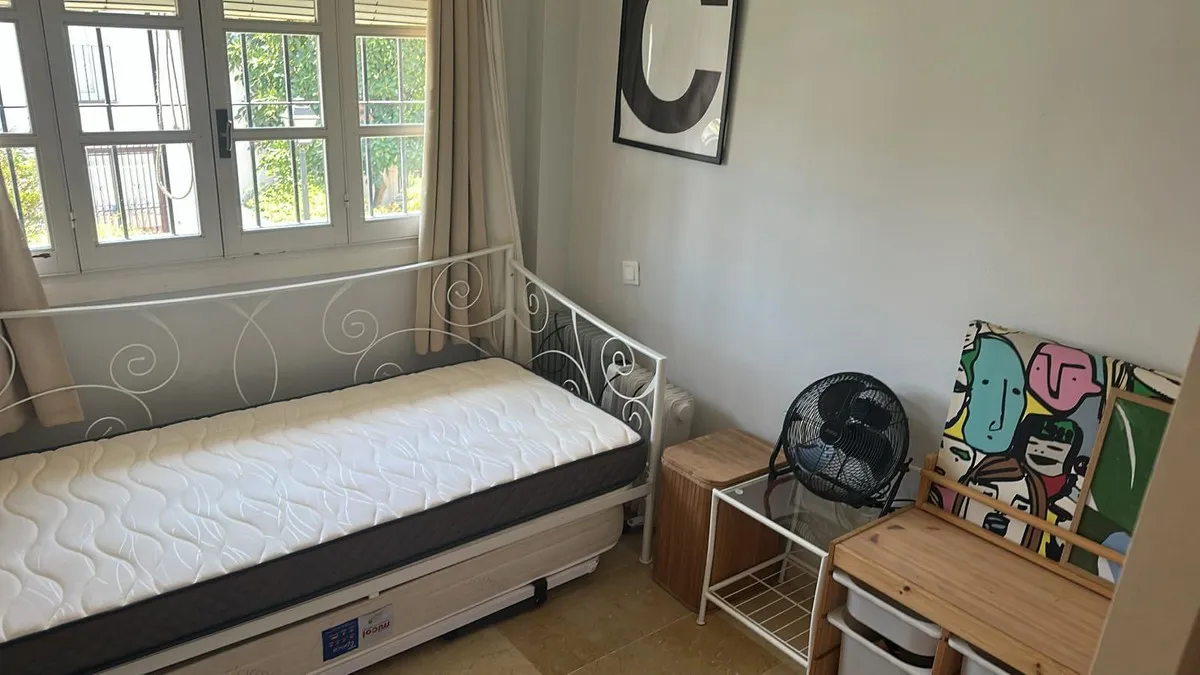 b246f88c-9a12-4254-bcdf-b267e708fb1f