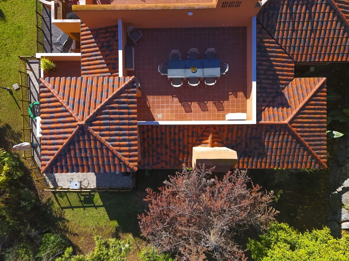 42639d0b-c5c2-4a06-8911-f70f48851ba8