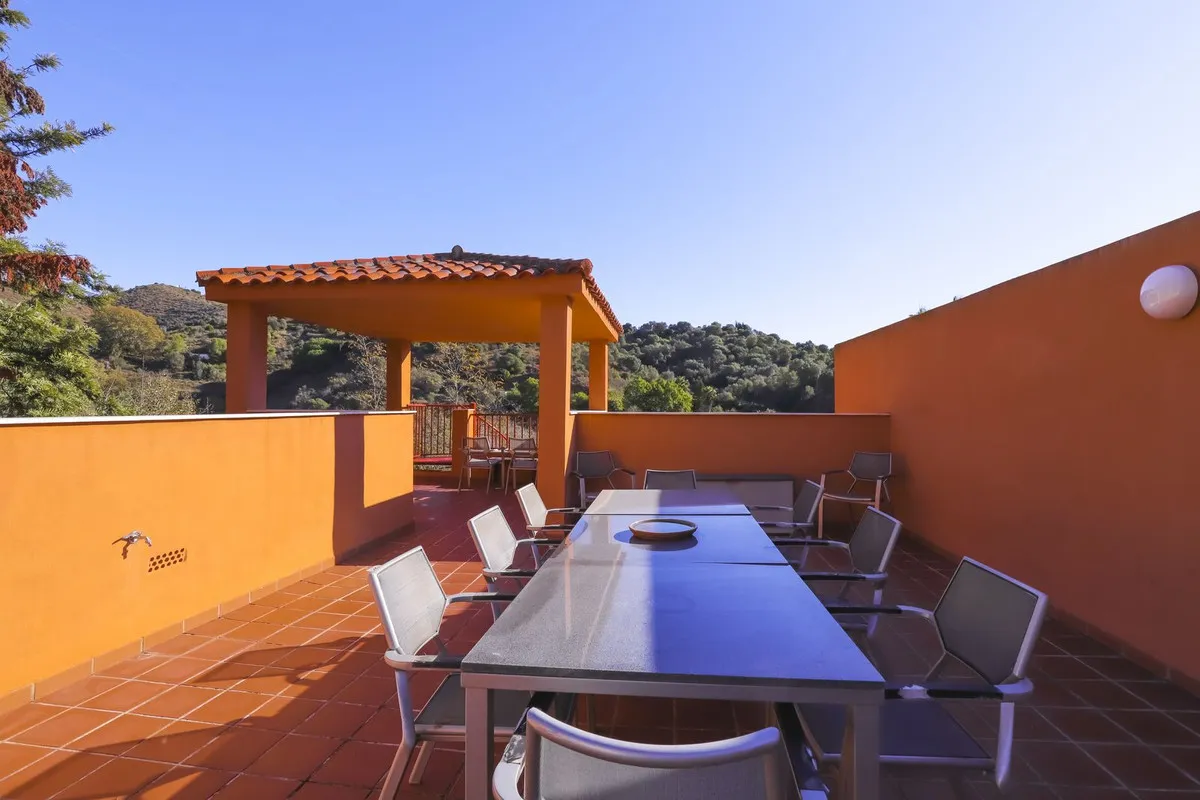 74364367-4f6b-4c75-a91c-7f3329b56948