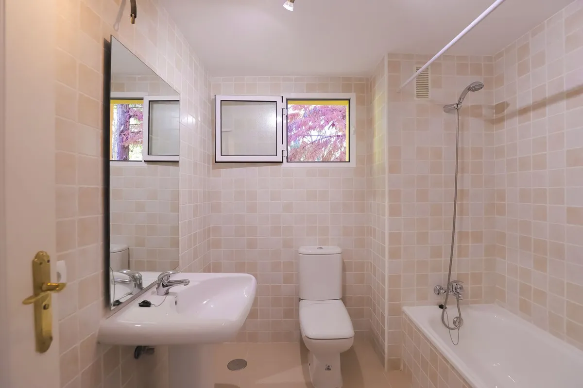 ee665a35-9a5c-4af0-85f4-85f6641e3d9d