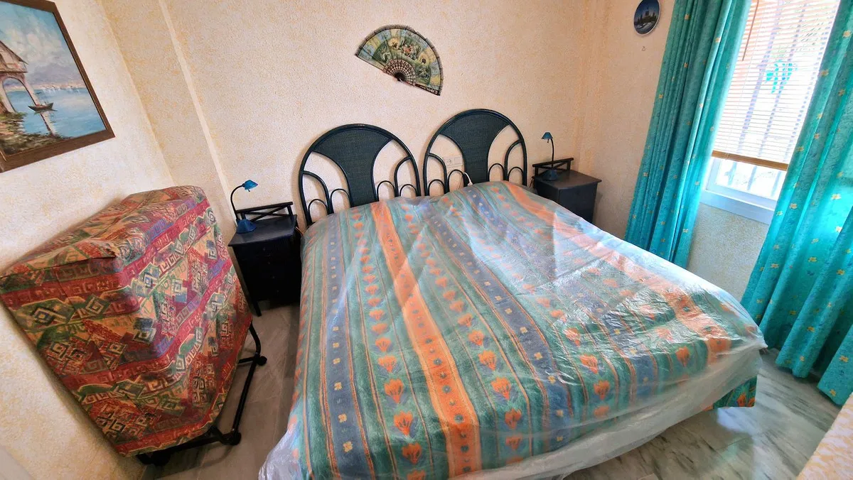 32c35ffd-0f41-4715-9d93-b651b74e5e25