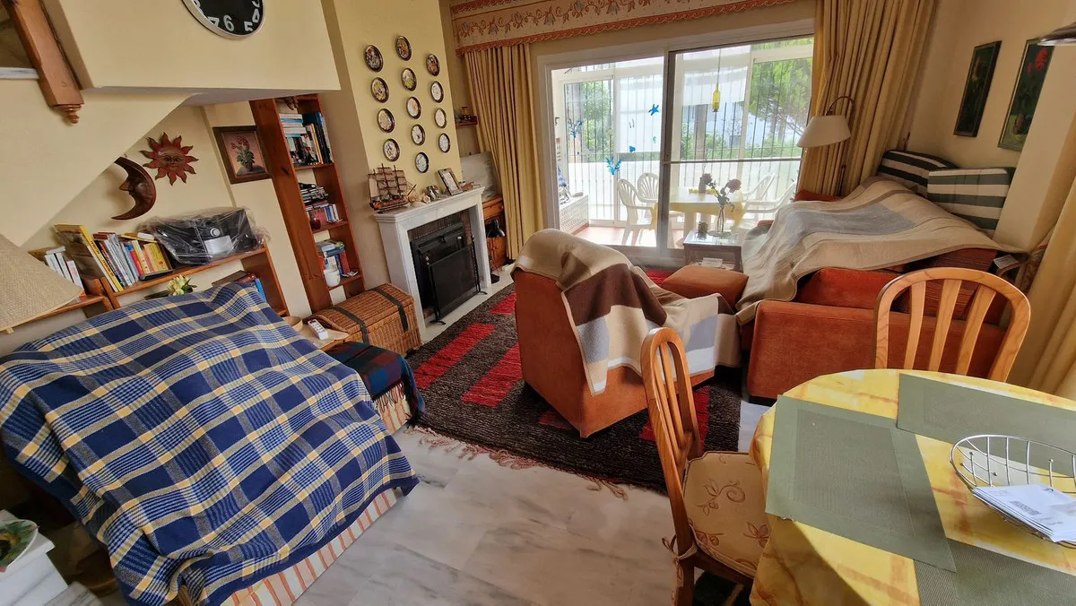 7f4fb493-6a24-4392-893b-4638f11c277f