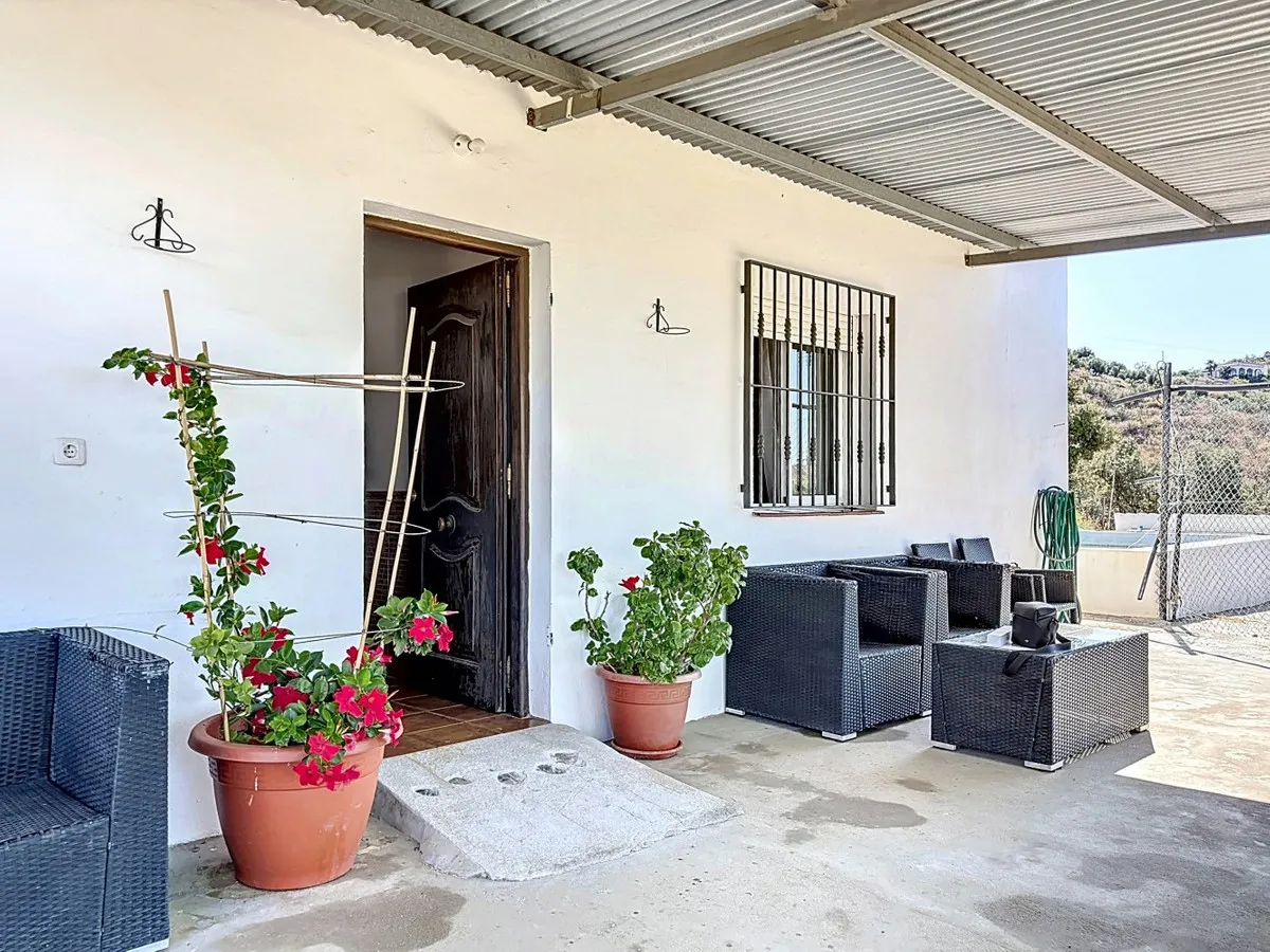 4250c7e7-f6af-4a59-a886-a8041d4cd6a4