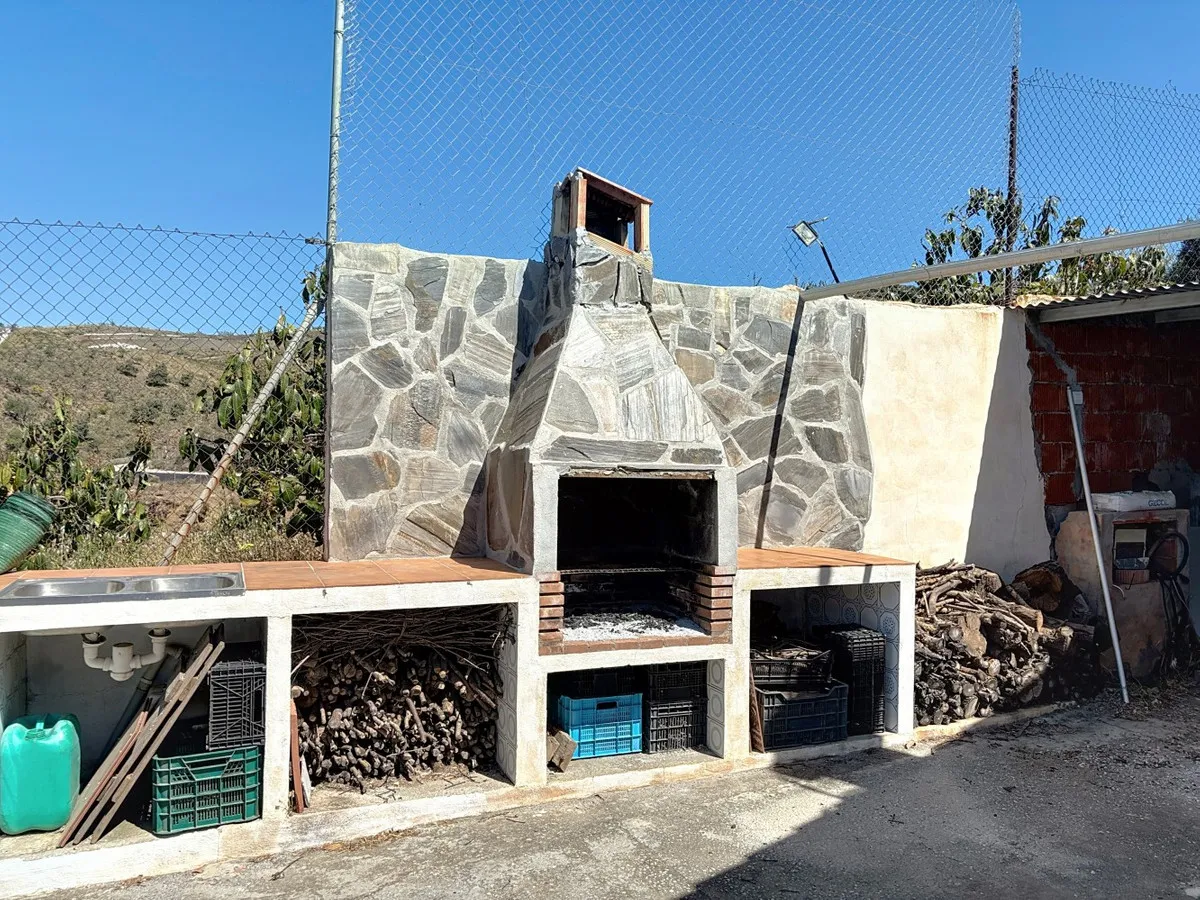 8d39601e-6c74-46b9-a366-70233481415d