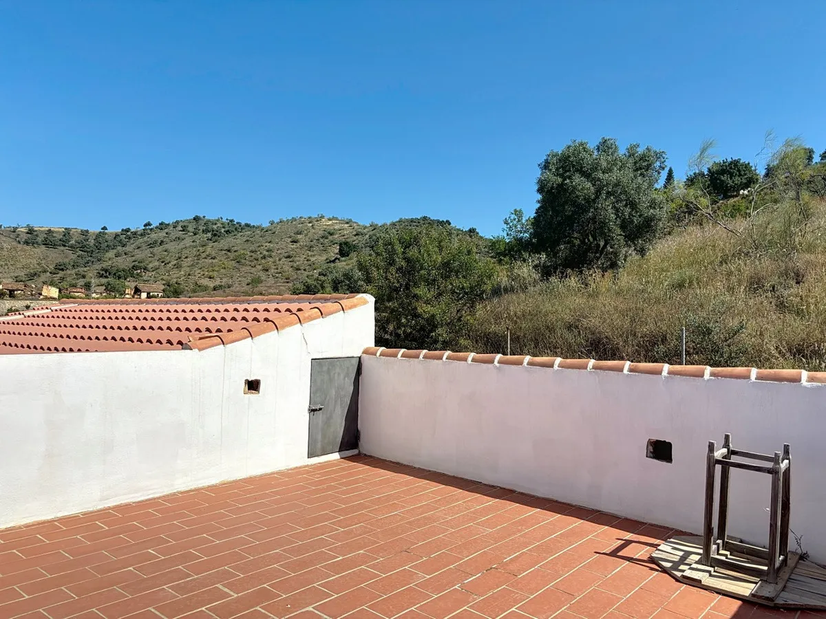 e1b21b23-044e-46c4-9c1b-acbb00a209a5