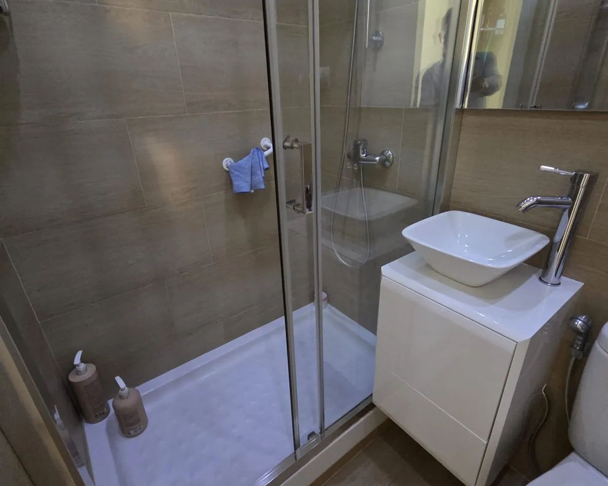 235fa794-bb60-4dd6-8598-d70c28df1f43