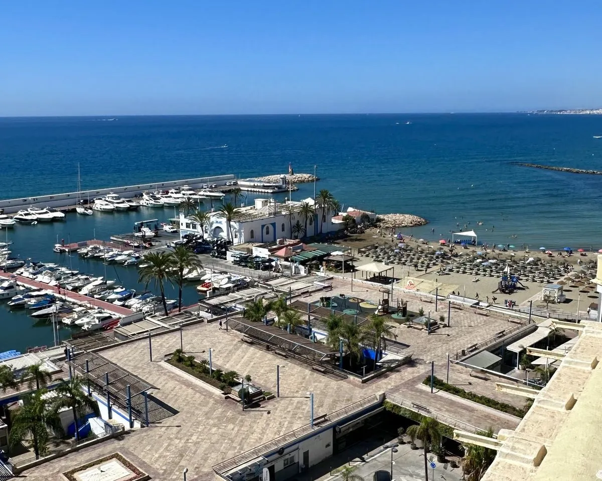 12ee1bd7-f34e-47f7-b773-1374f505f7ef