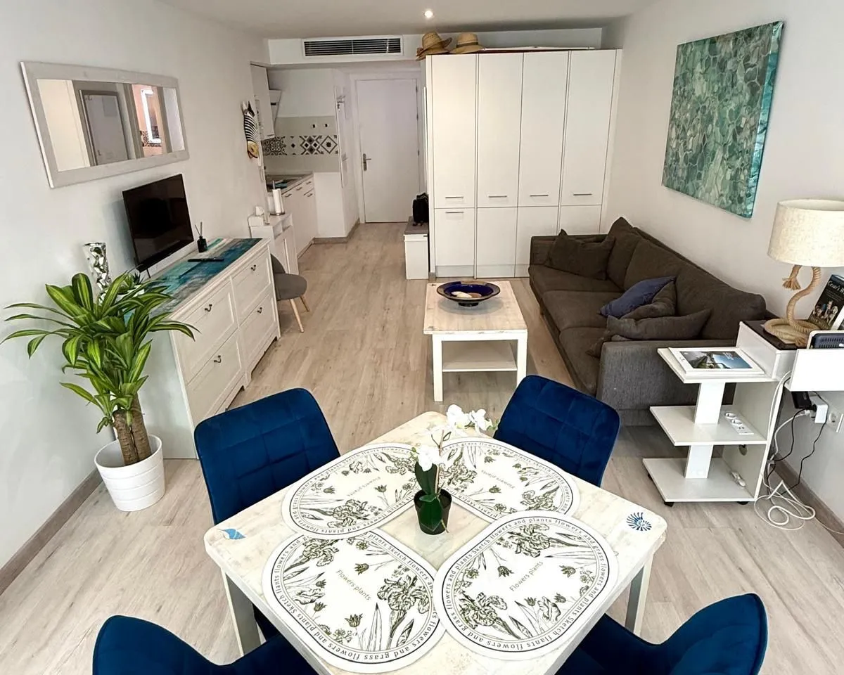 26a1ba67-2553-4043-9b13-a1d06711f097