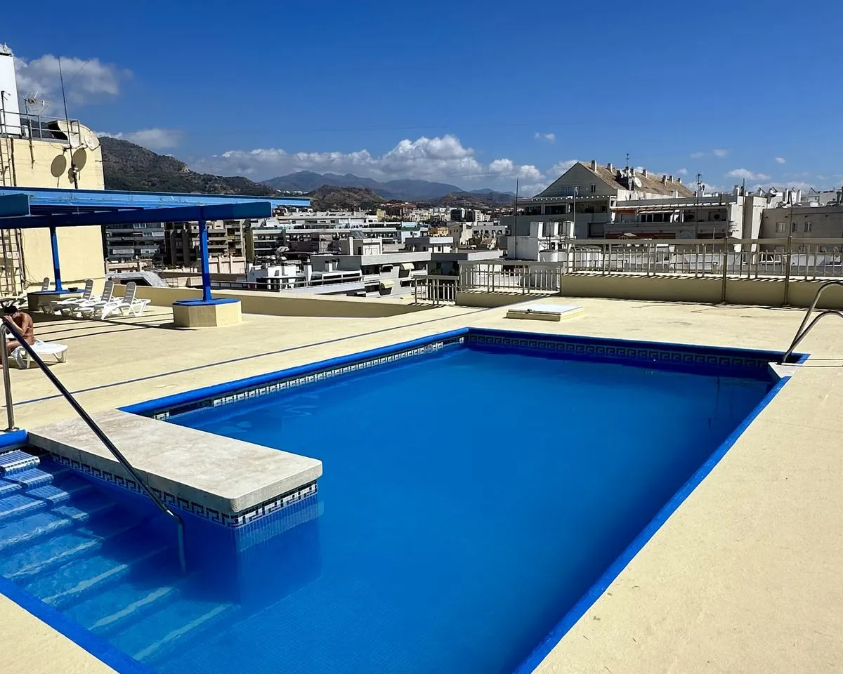 dff78cca-5acf-4865-8f74-46e13339d643