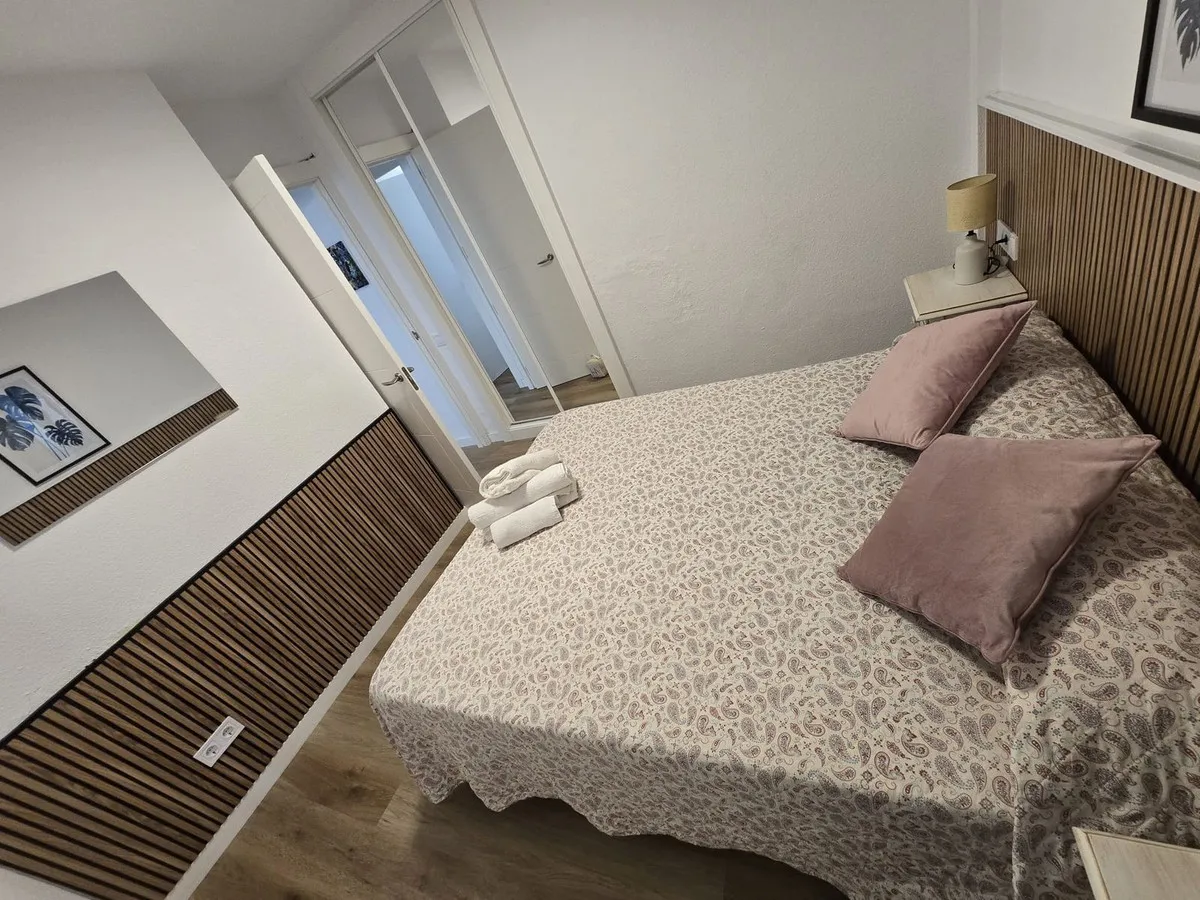 fb4bf893-d45e-4cef-9479-575e3893182e