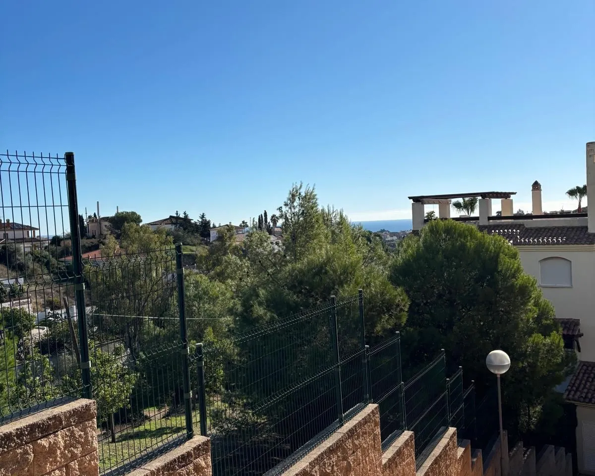 91bb824c-e23e-432f-aae2-1b9d9daacf17