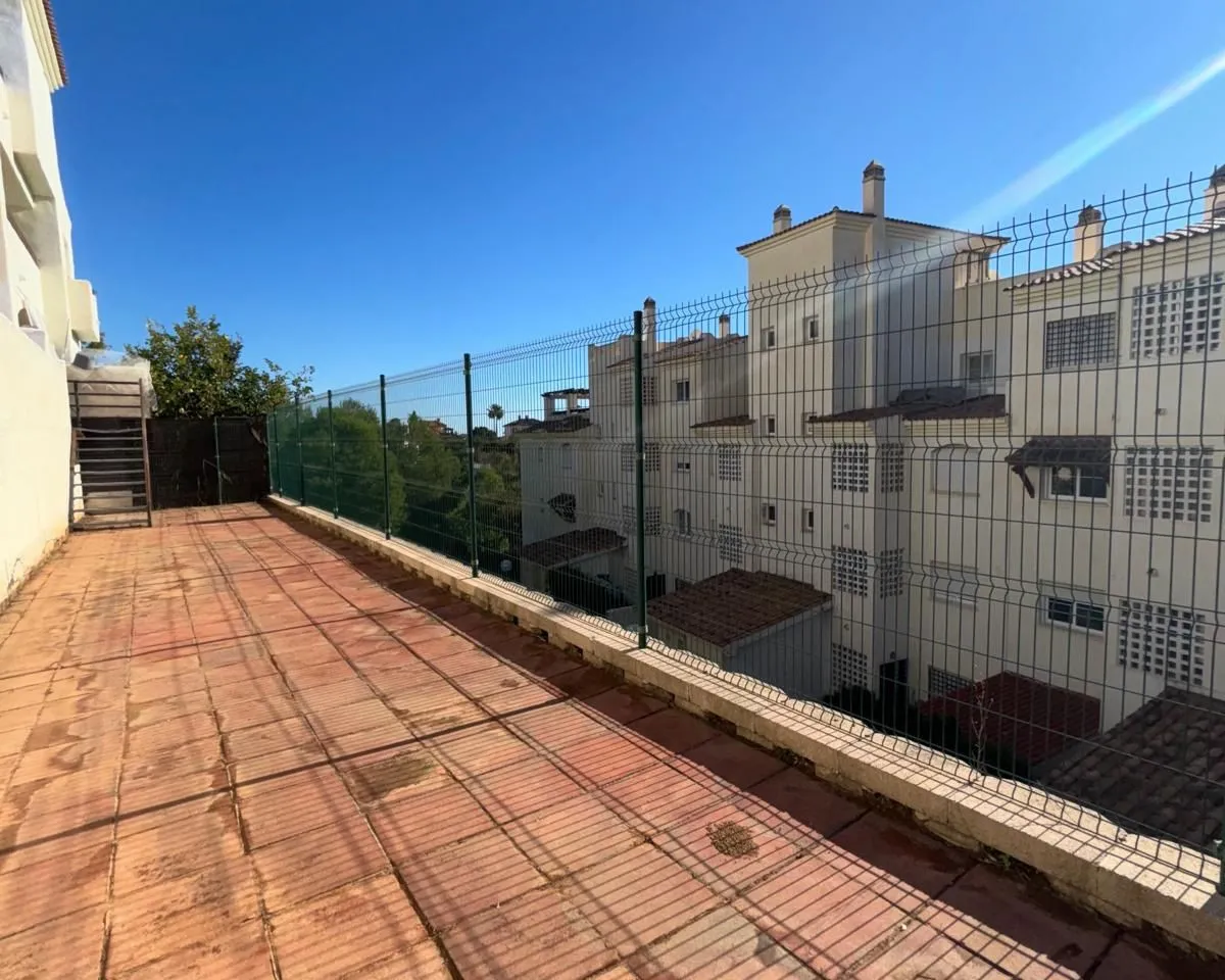 b2a82eca-9355-4ed9-8418-98e9525a17d0