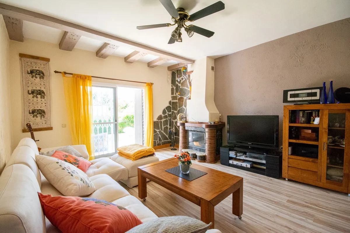 4c3e34cf-54b1-469b-873a-699bade84346