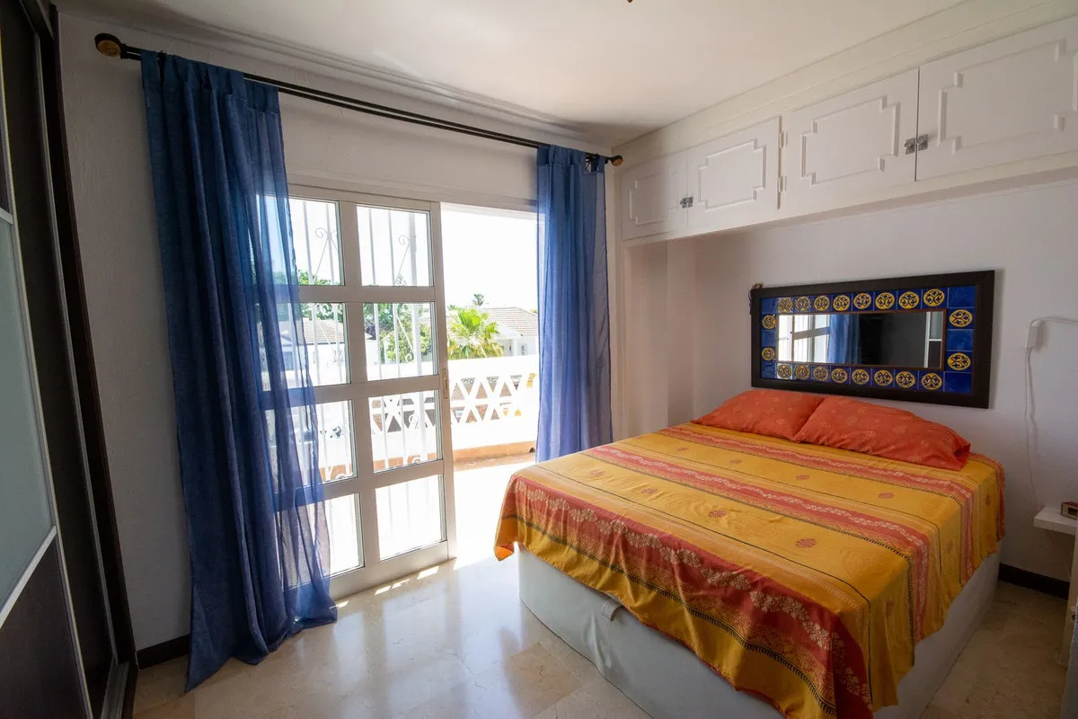 c42dcfa5-74b1-430c-9cd7-187525e33f4c