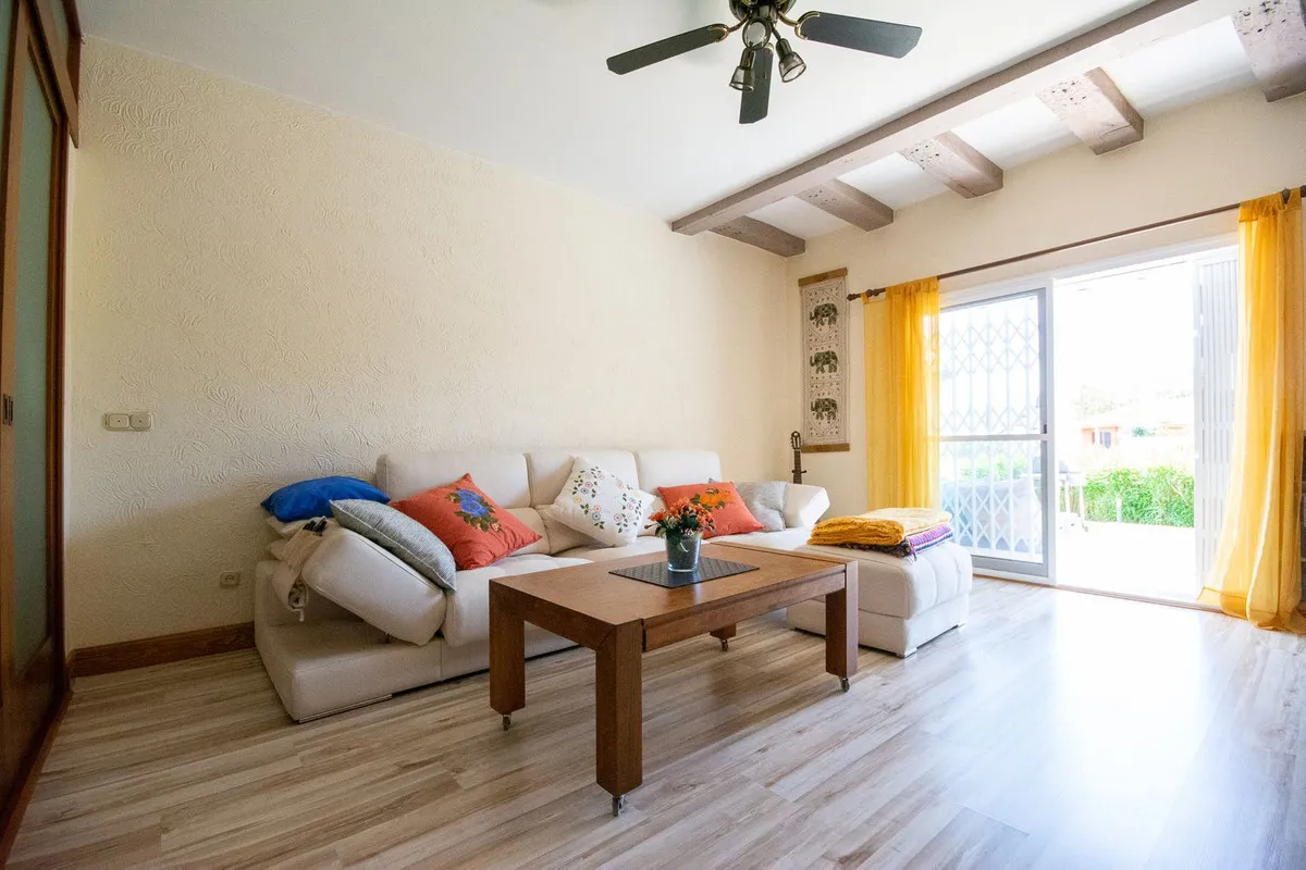 e9da1e2b-7dd9-423f-b6e5-61ec37f6a633