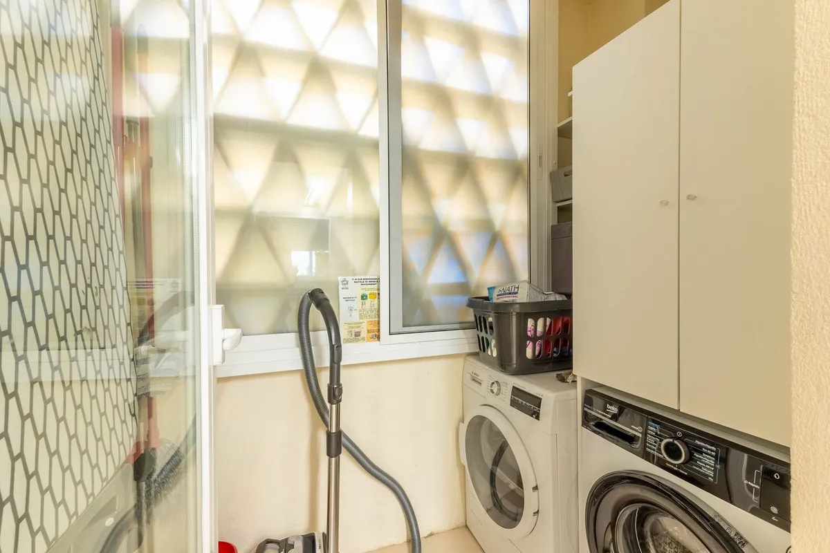 280198f4-7358-48bc-a808-d41ac2af09f3