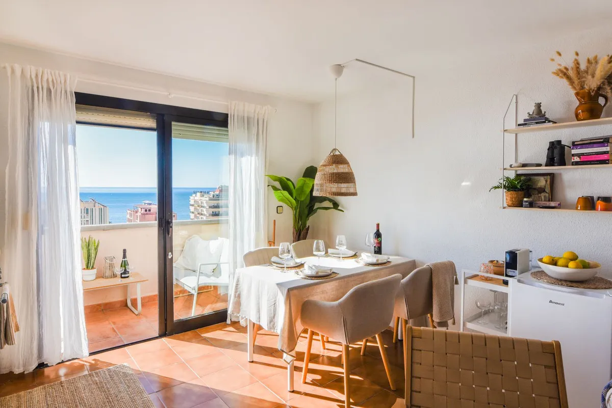 1f568b98-030d-48fe-8e58-823ef6550daf