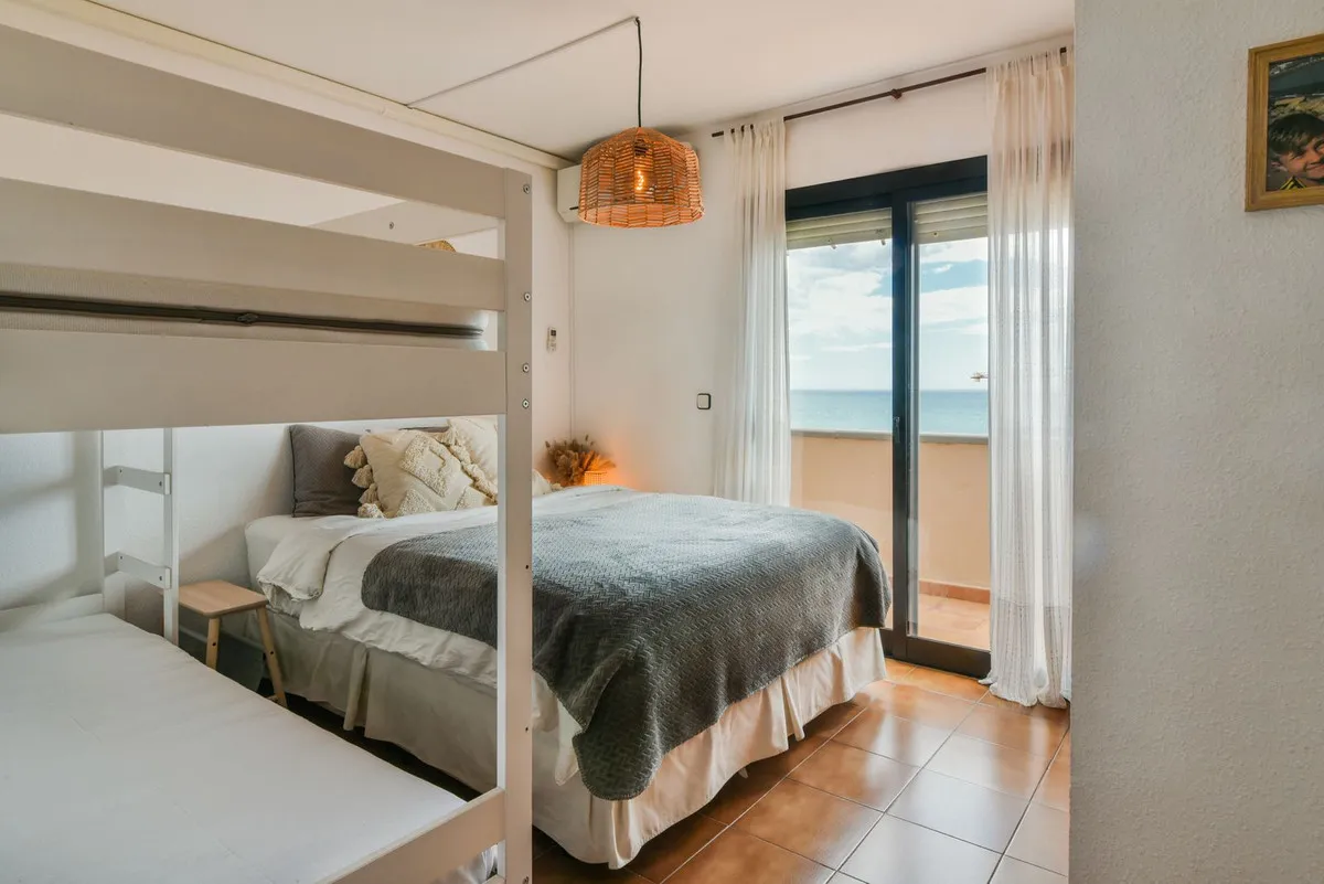 6b20c928-be90-4ab7-b0fa-34a56f3f13a0