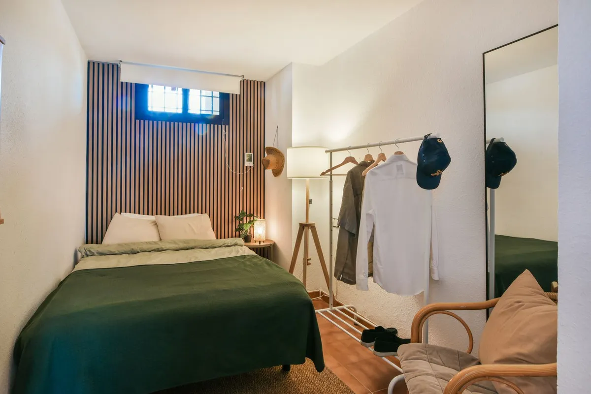 9f12f7de-04a0-4304-b9b7-5fe9a9432ab4