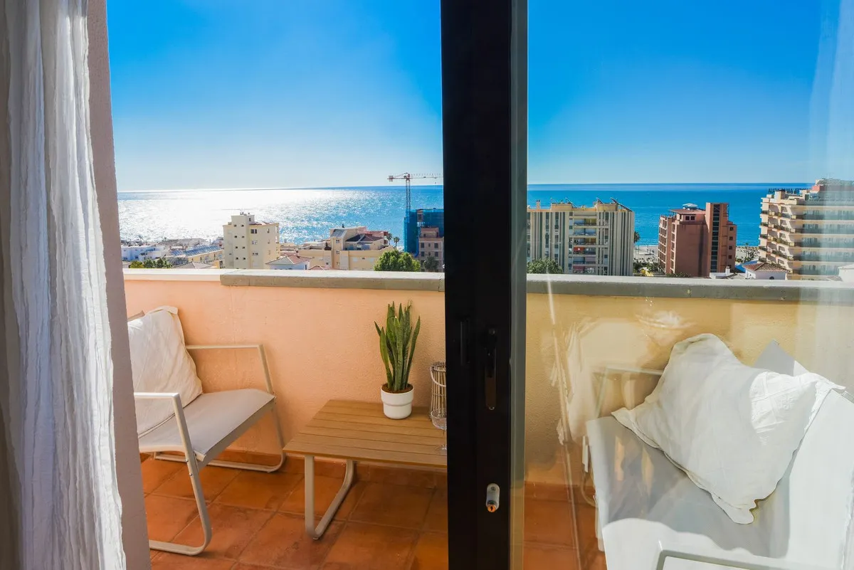 a855244f-a918-44b1-ac6f-52641e7dfbac