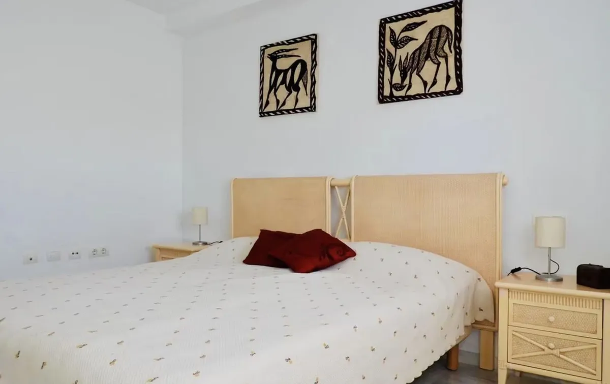 52c493d6-d6b7-4450-a623-4c2ded46ff2f