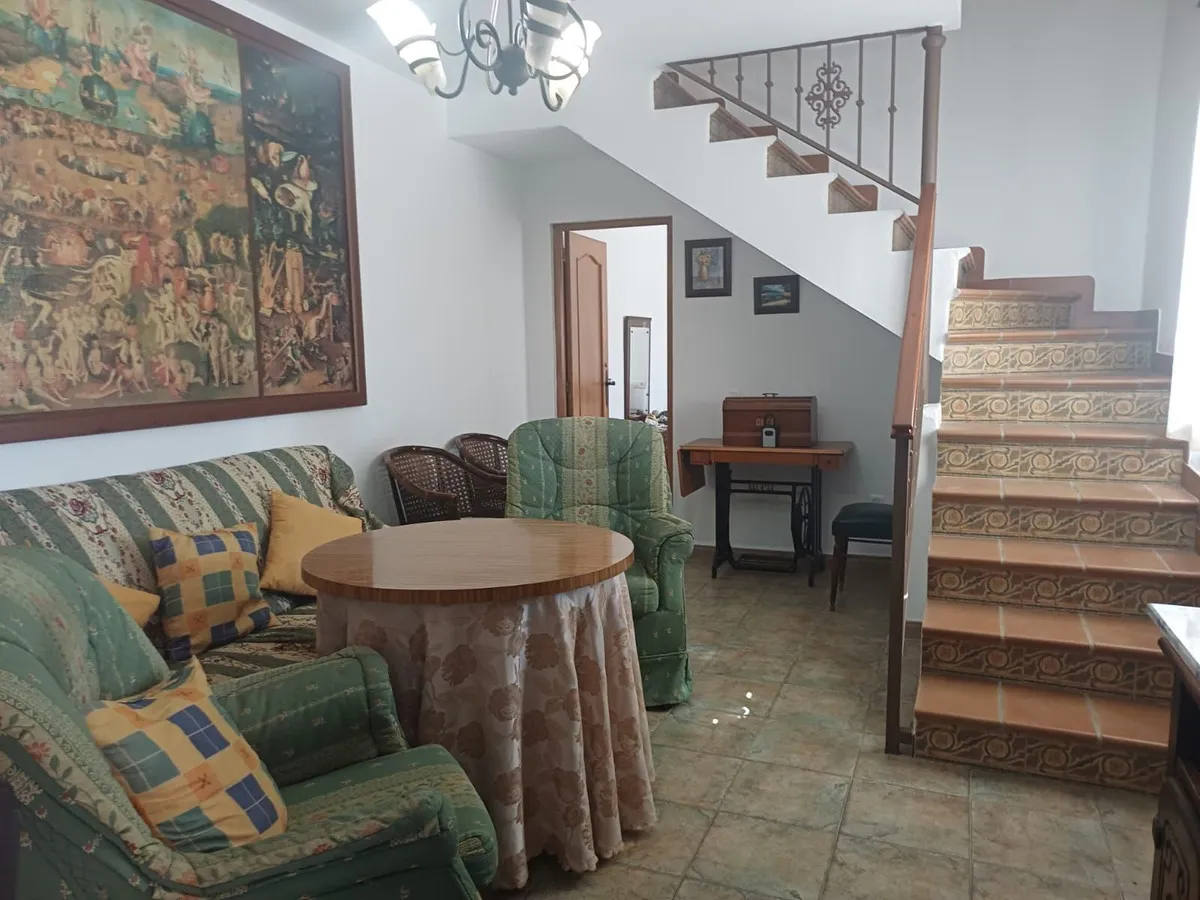 f639620b-45aa-4c3f-a8d0-8aaf96488483