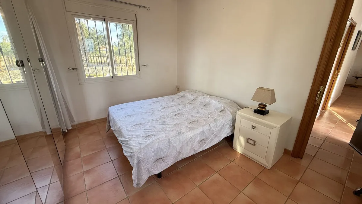 fe5cd2a4-3623-455d-88c7-31d2476cd553