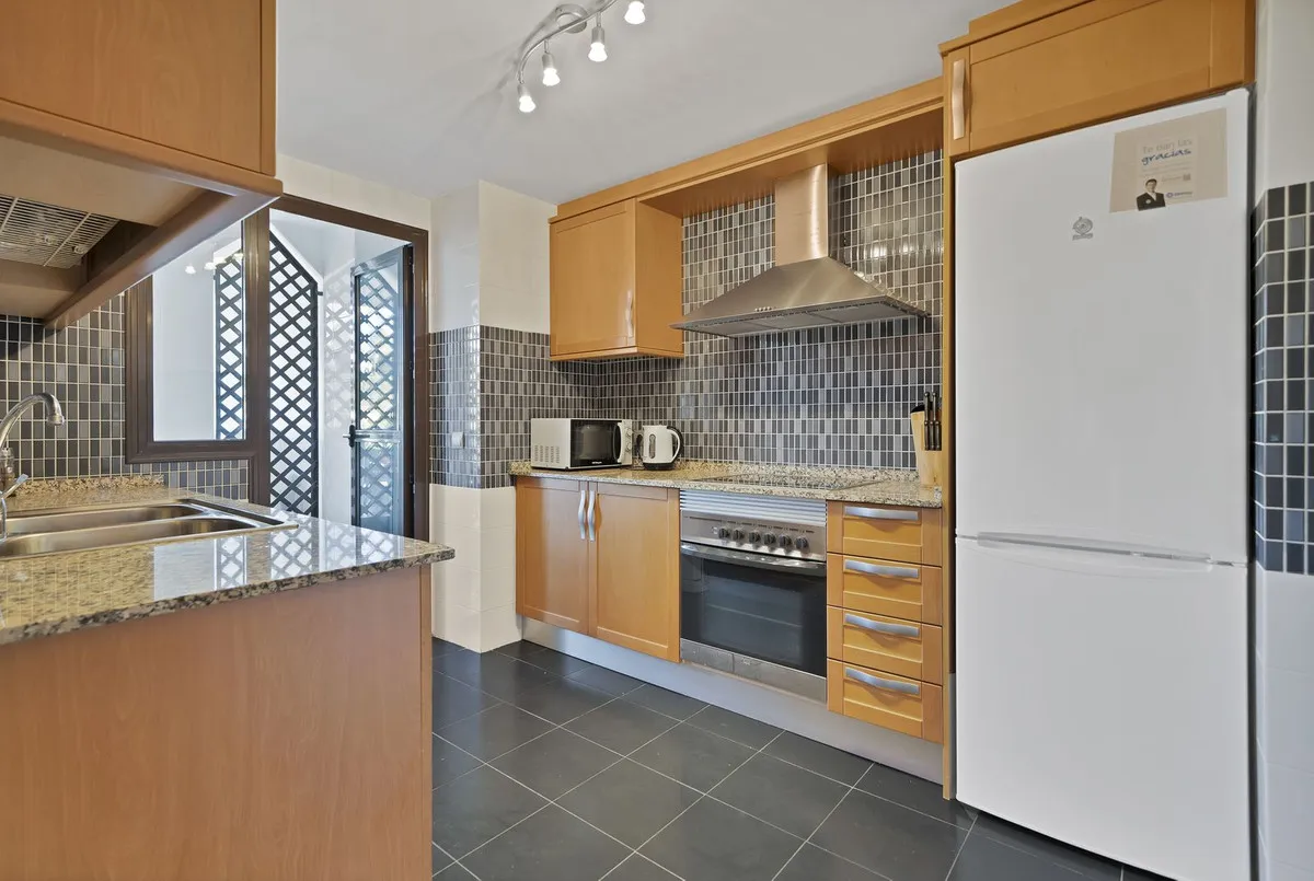 64a58ba0-1dd1-4258-8df9-21d0901eaa25