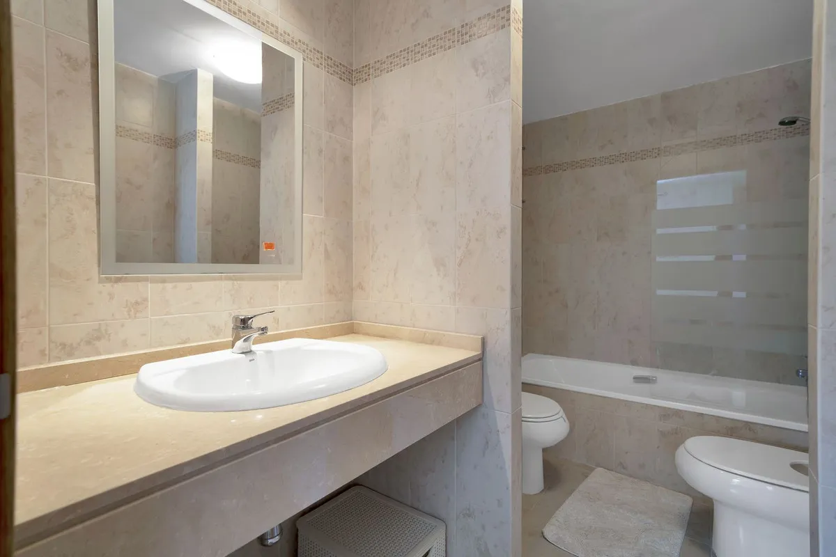 adad1594-4ed8-4994-a7ae-337564382c03