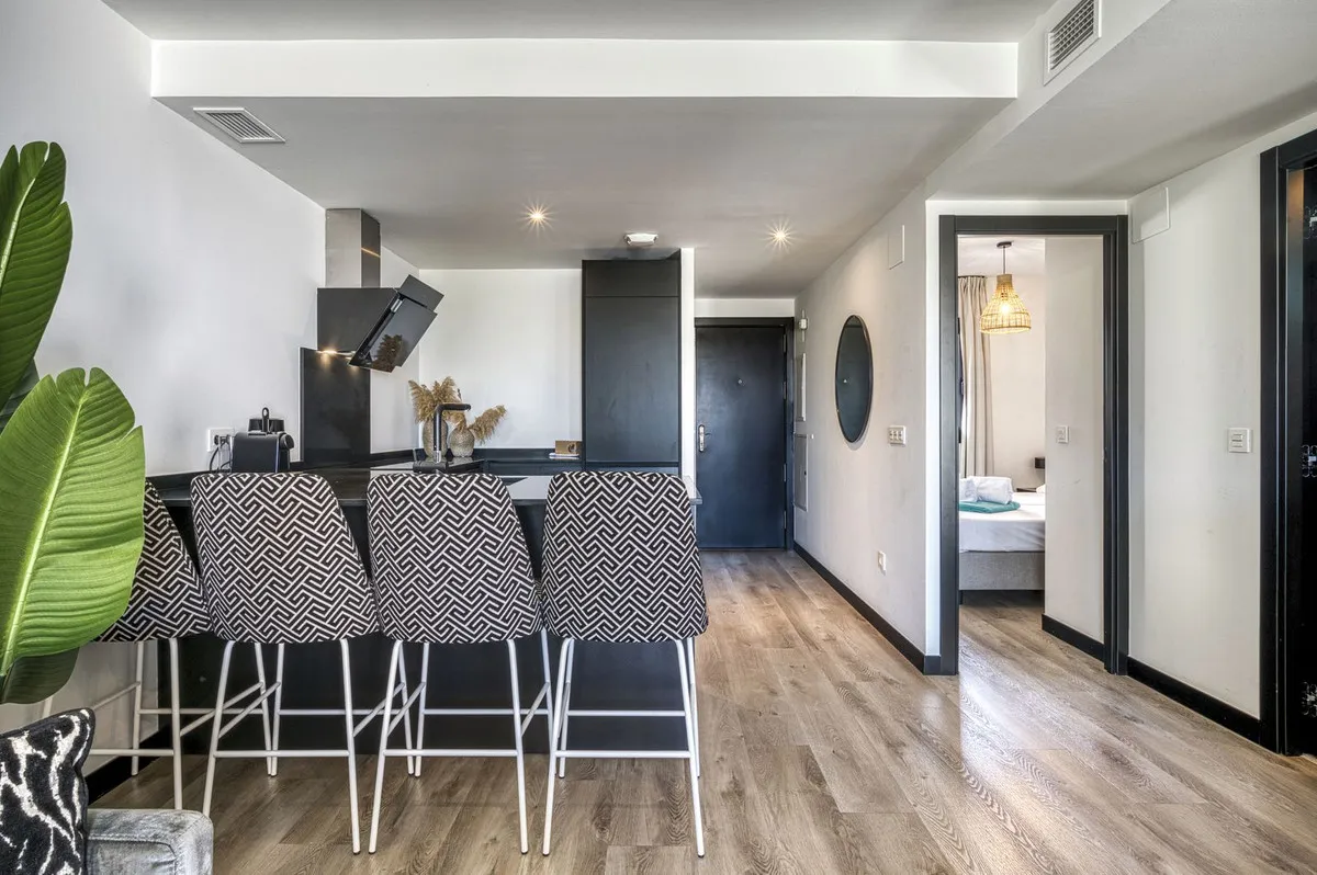 ba4e406b-a332-4d1f-9ab5-59b616f19eed