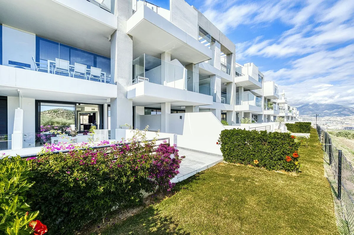 fbae5285-10c1-4683-b227-732b5fe7cdae