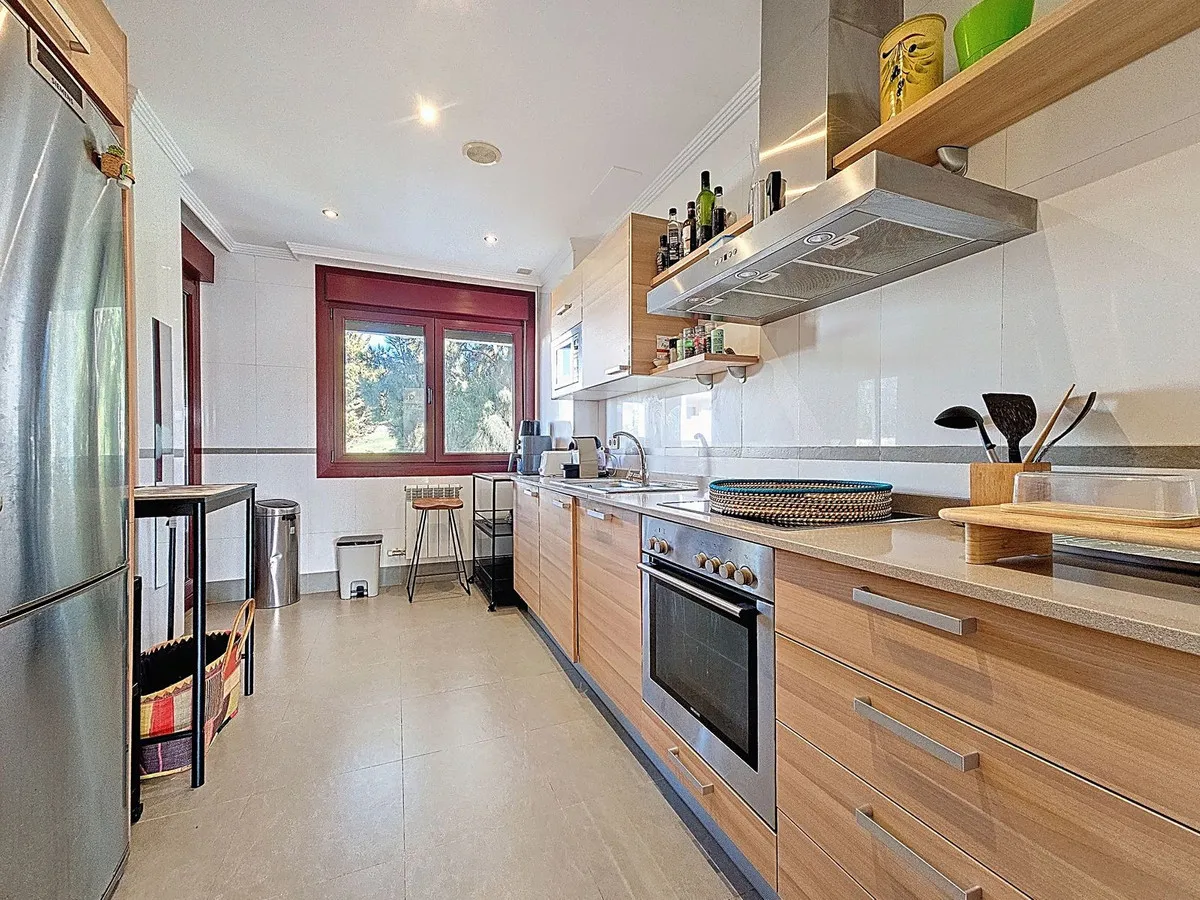 271696eb-0c4b-4371-96fb-249665b4ffd1