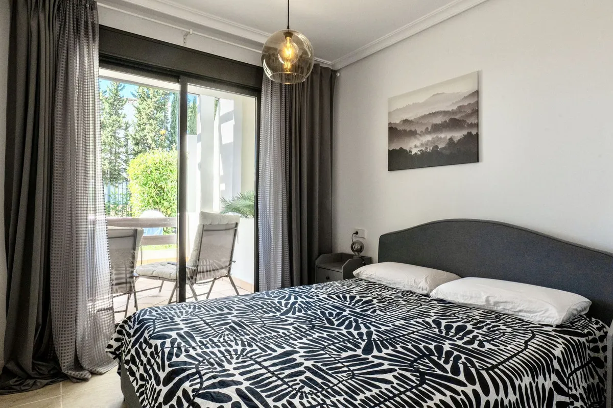 0bfd0ff8-54f3-44e5-882e-51b00676dfb8