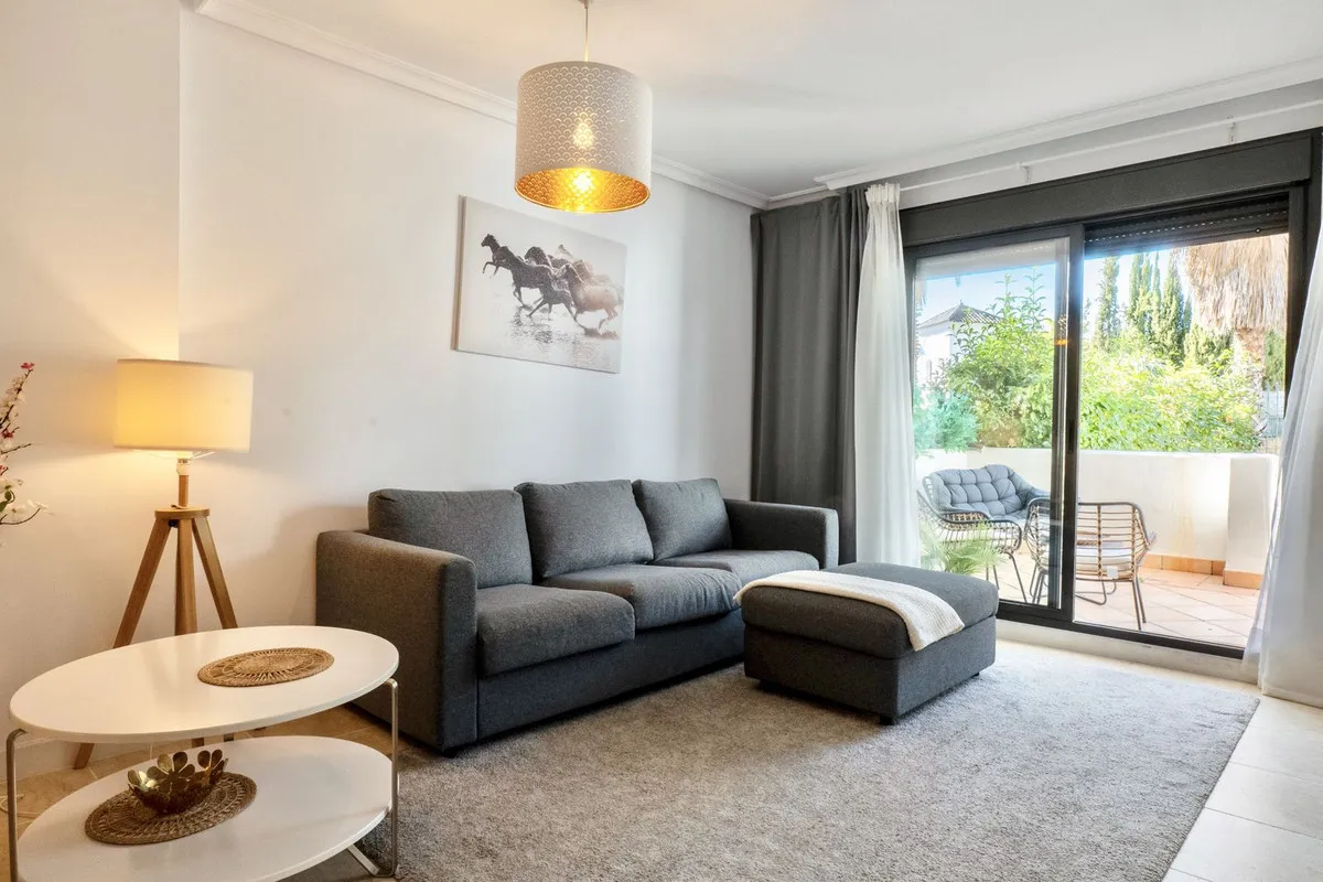 1f76986b-15db-44a1-a092-49e5b9930887