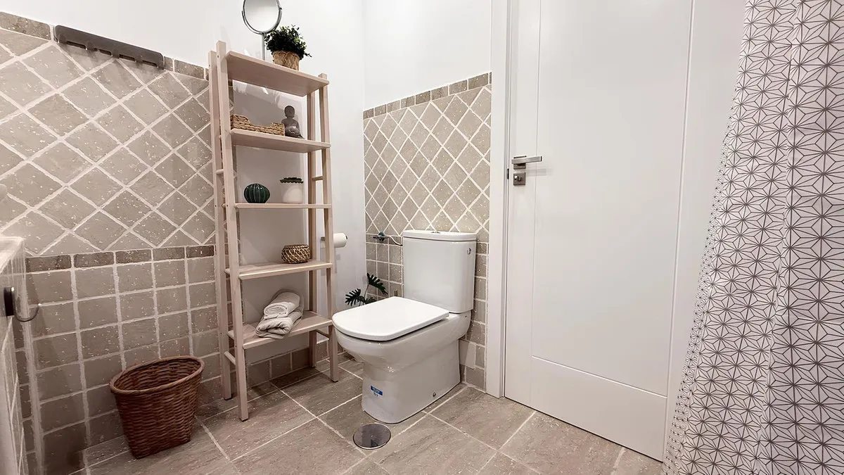 66eabb40-7909-4db2-9684-a3250762b393