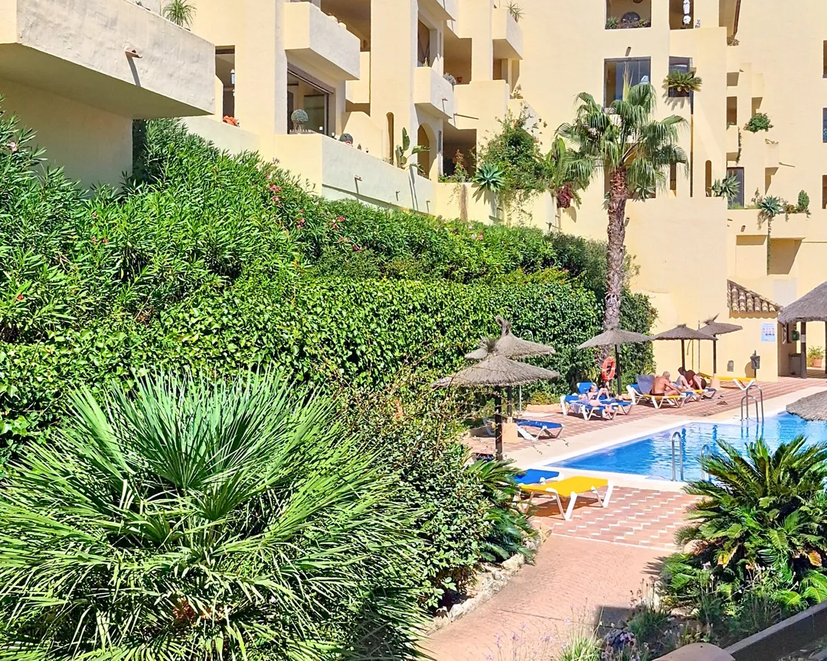 7ba476e9-ecae-4067-9c39-57e72dcbeac0