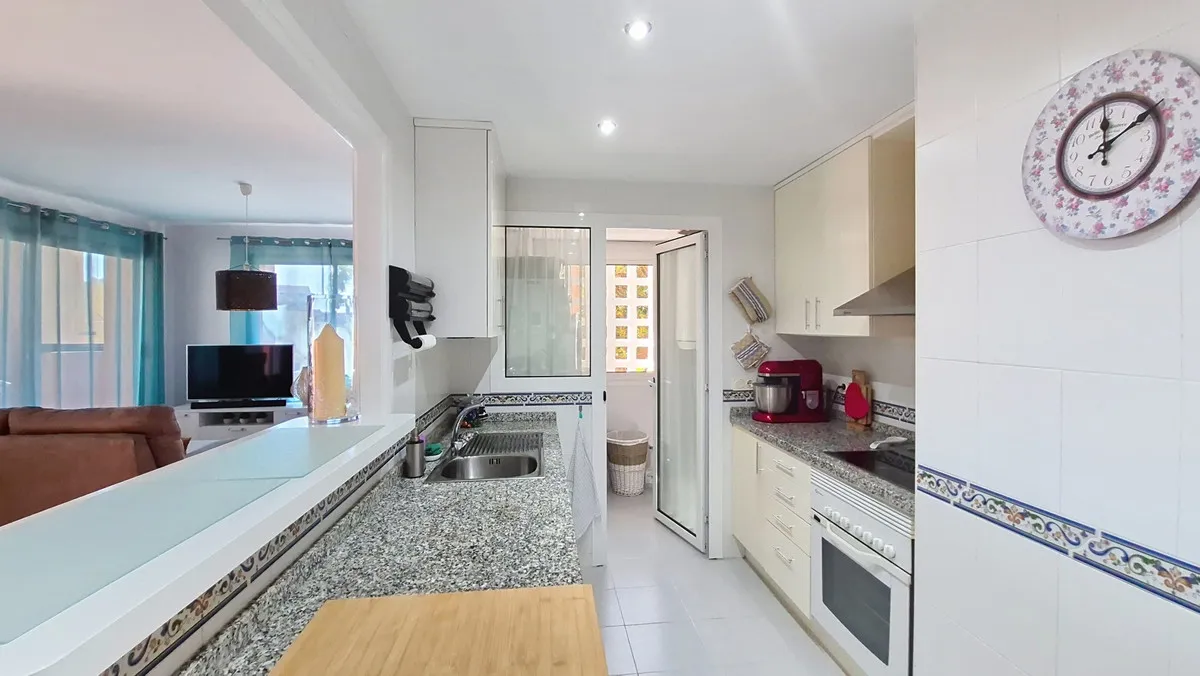 d04398e5-80d6-41ef-94e1-49ea5530c673