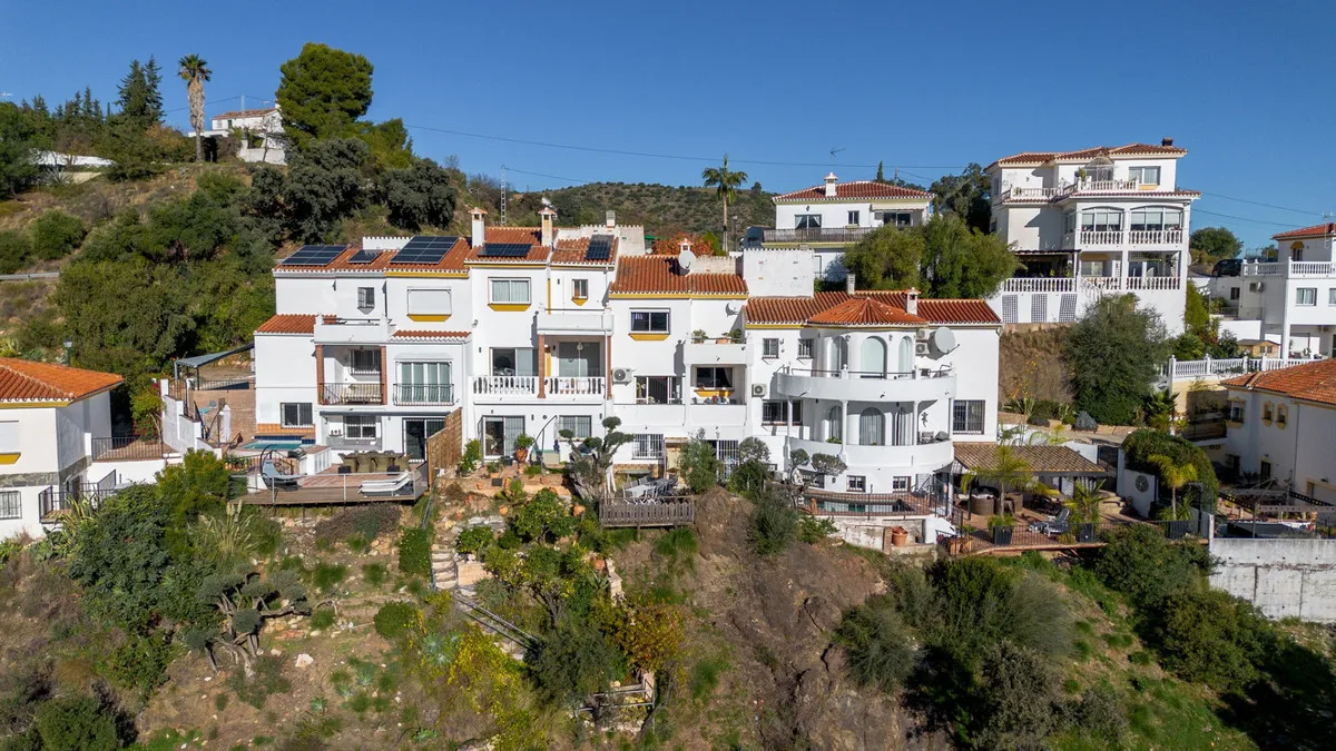 2dc2dbe2-0c43-4a53-a645-76a97bab437b