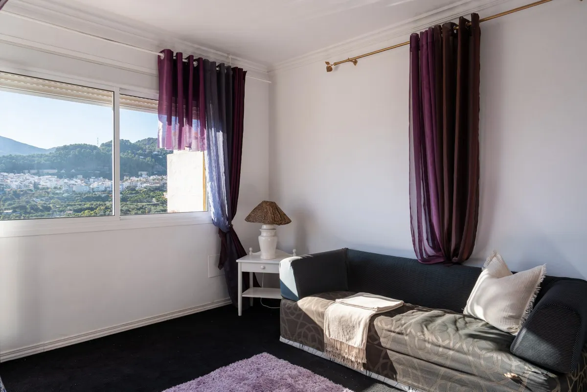 c8d748d4-90e7-4a13-82db-16b627dd72e7